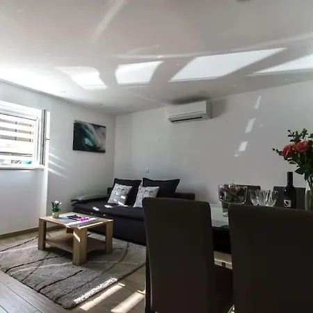 Wonderful Near Center And Sea Apartment Split